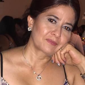 Meet your Posher, Gloria